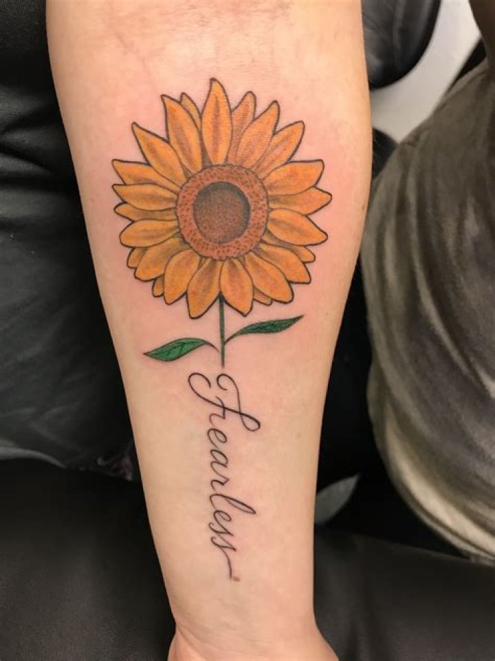 30 Best Sunflower Tattoos For Women (2021)