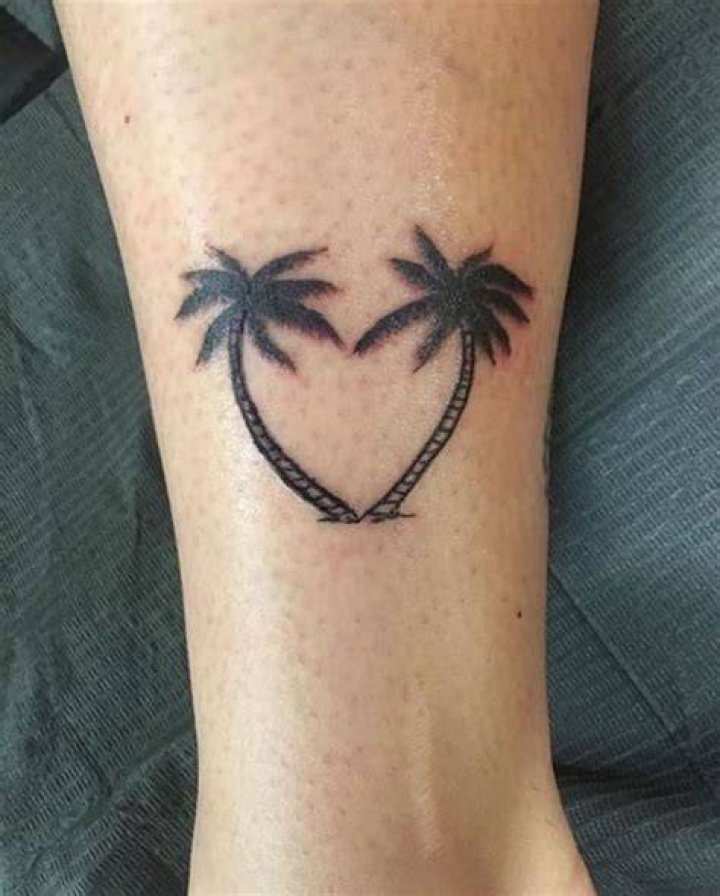 70+ Beautiful Palm Tree Tattoo Designs And Meaning Fashion Hombre