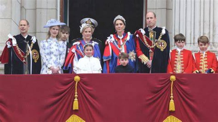 A Journey Of Art, Family, And Royal Connections