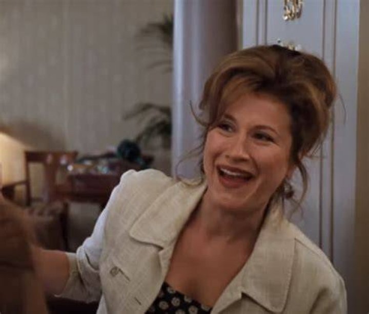 A Young Lisa Ann Walter: A Nostalgic Look At Her Early Career