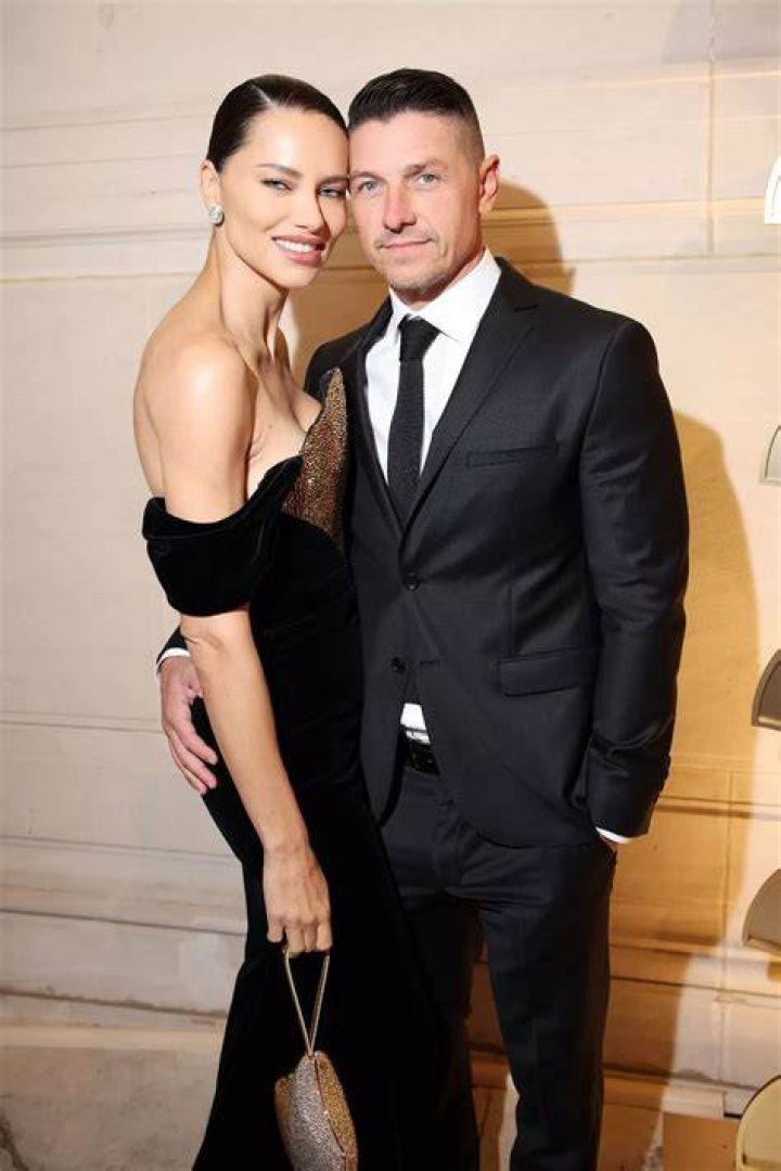 Adriana Lima's Husband: Discover Her Marital Status And Relationship Timeline