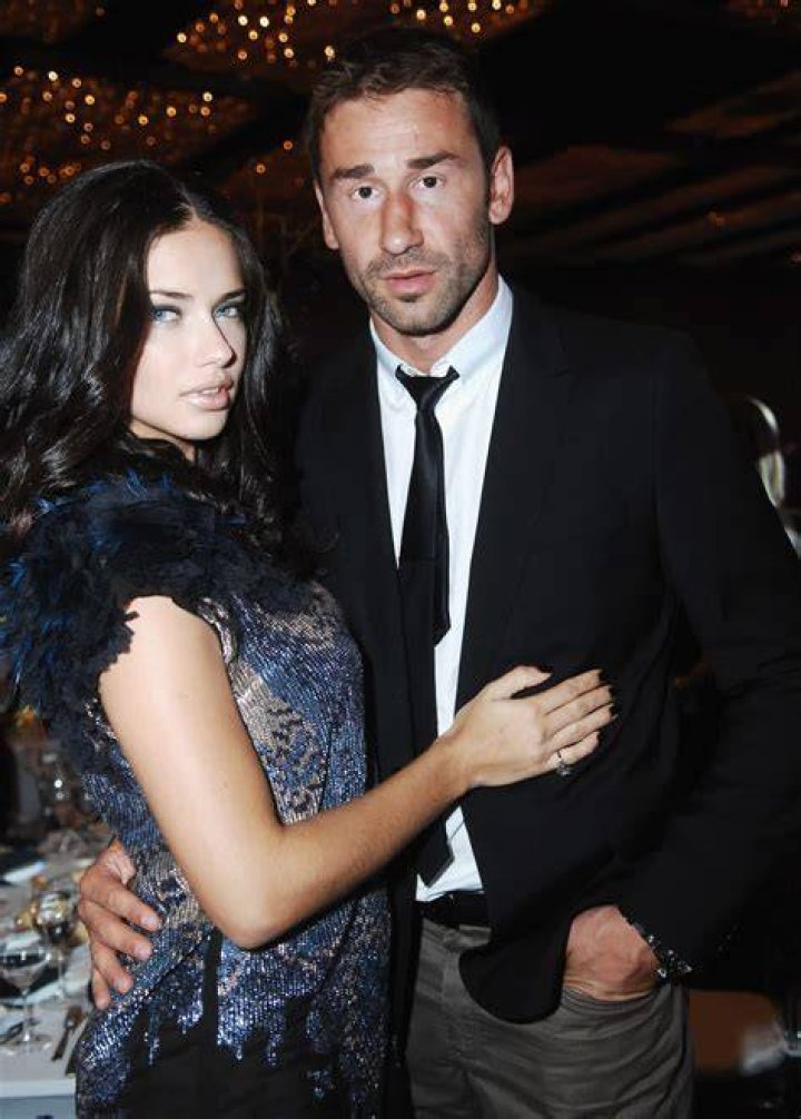 Adrianna Lima's Husband: Uncovering Her Love Life