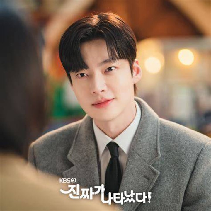 Ahn Jae Hyun Is A Doctor Whose Life Is Turned Upside Down By A Fake