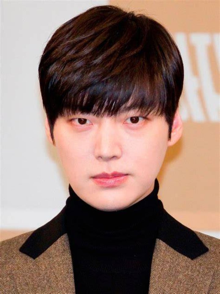 Ahn Jae-hyun's Relationship History: A Comprehensive Overview