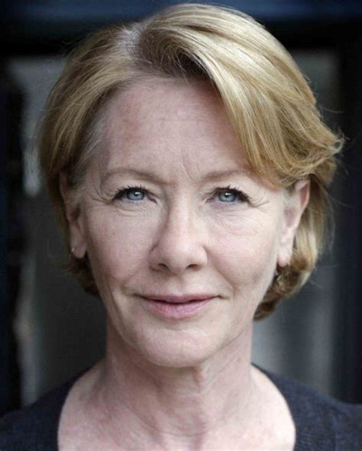 Ann Cusack Biography, Height & Life Story Super Stars Bio