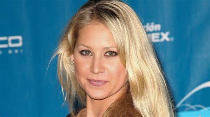 Anna Kournikova’s Hottest Looks Photos Hollywood Life