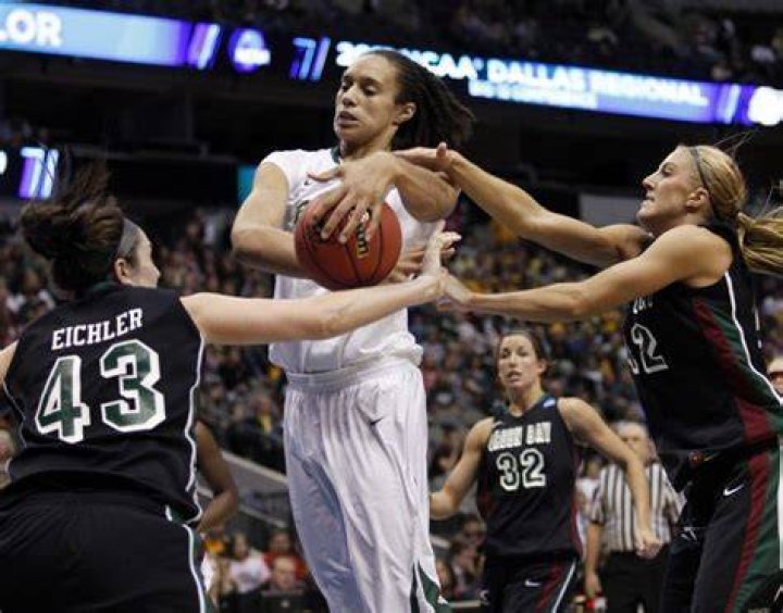 Baylor’s Brittney Griner dominates NCAA title game; Notre Dame coach