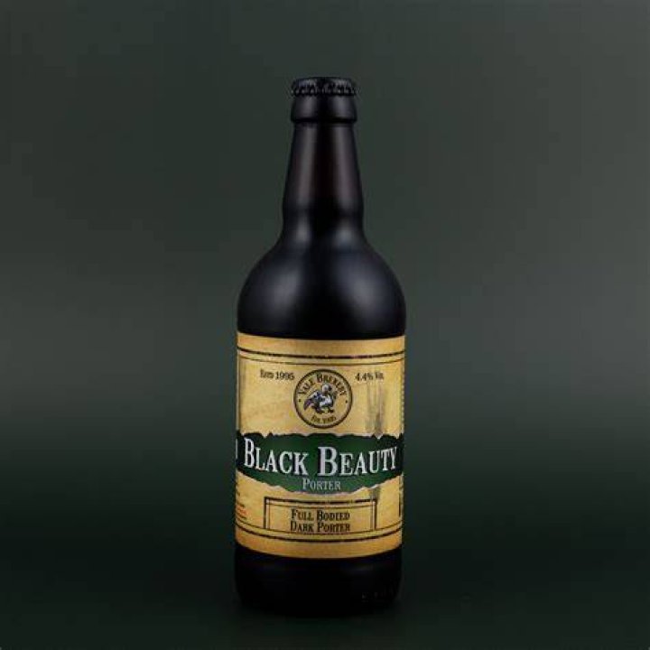 Black Beauty: Discover The Allure Of Lucis Black