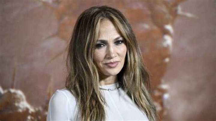 Breaking News: Jennifer Lopez Cancels Tour