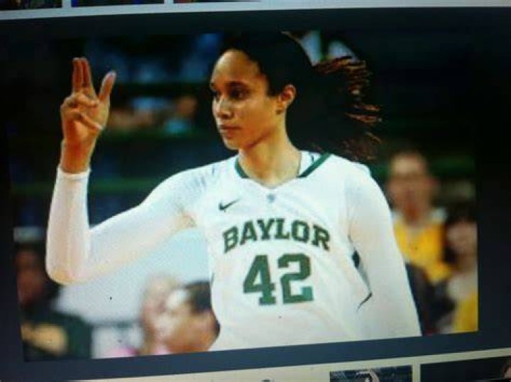 Brittney Yevette Griner (1990 ) •
