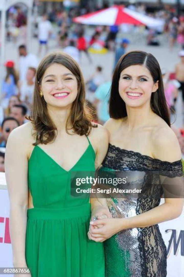 Catharine Daddario Height