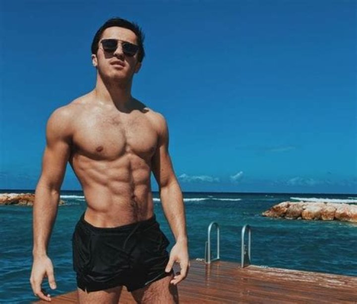 Chris Olsen: From Model To Millionaire