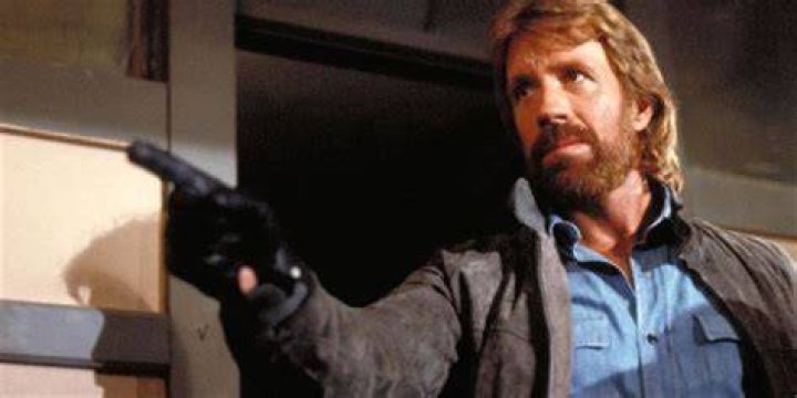 Chuck Norris' Jaw-Dropping Height: The Towering Enigma