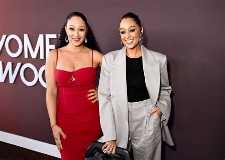 Comprehensive Guide To Tia And Tamera Mowry's Parents: Background, Influence, And Family