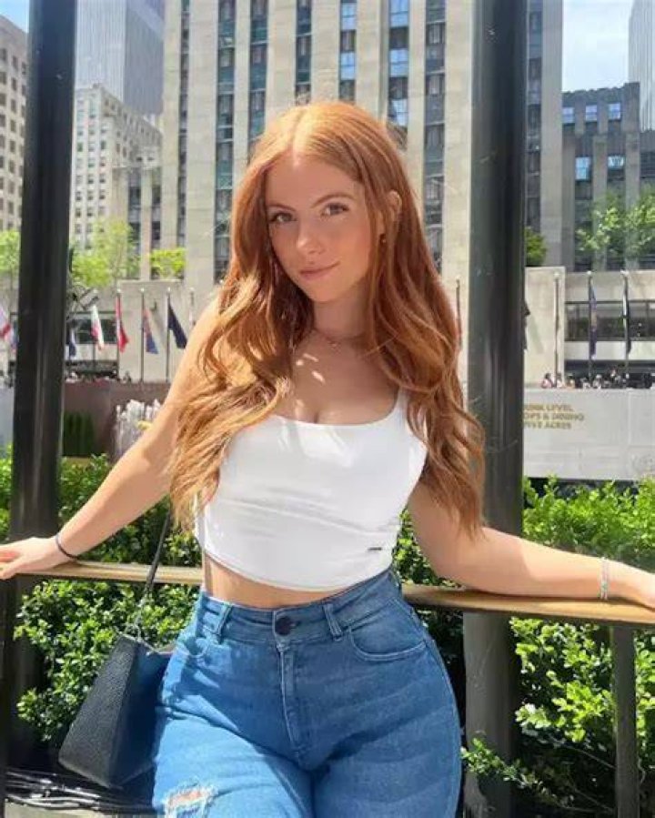 Cristina Carmella Bio Age Height Boyfriend Net Worth