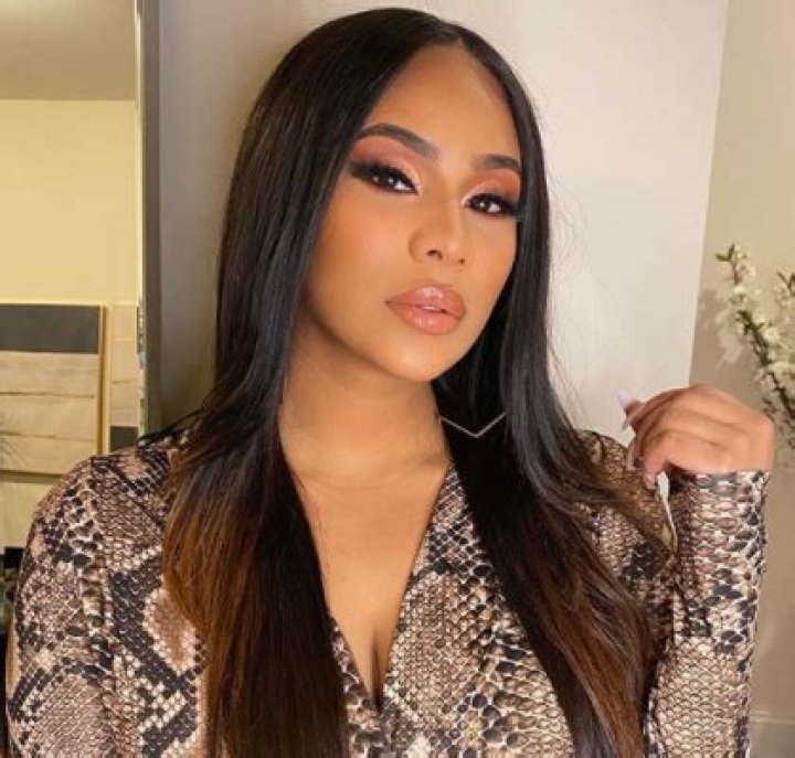 Cyn Santana Bio, Net Worth, Dating, Husband, Boyfriend, Family, Real