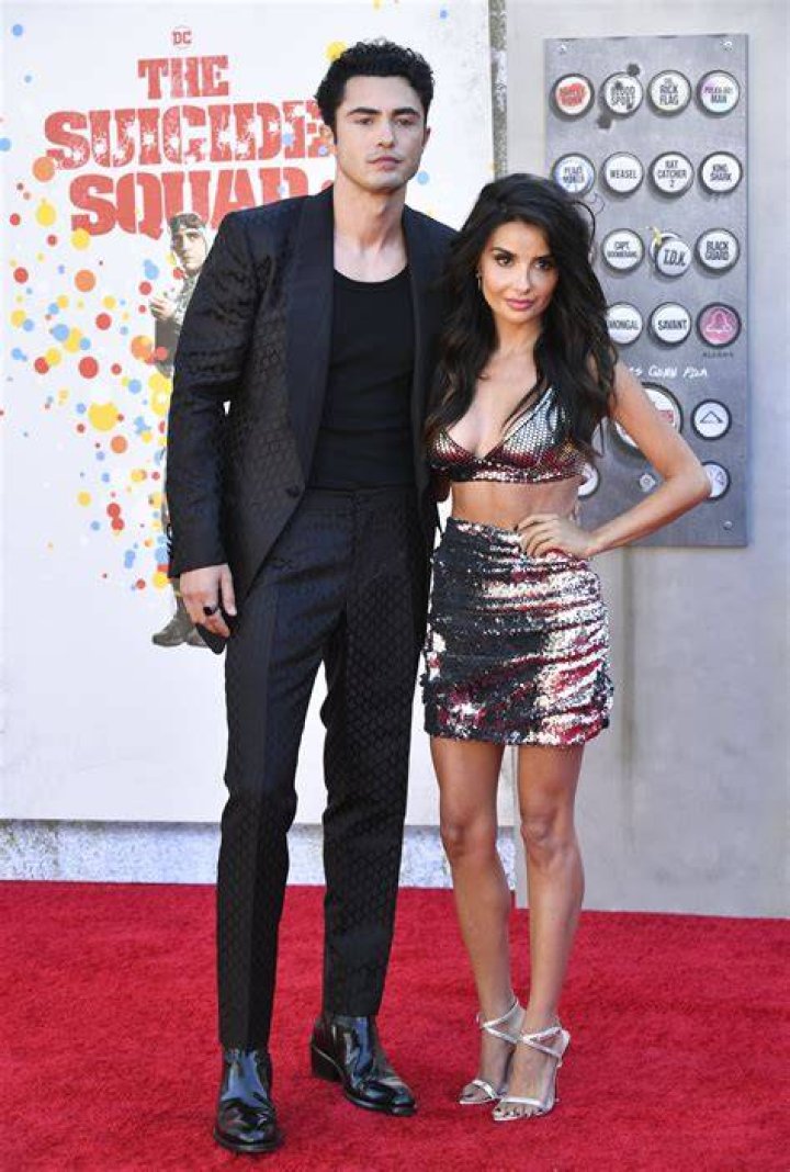 Darren & Mikaela Hoover Made Their Red Carpet Debut