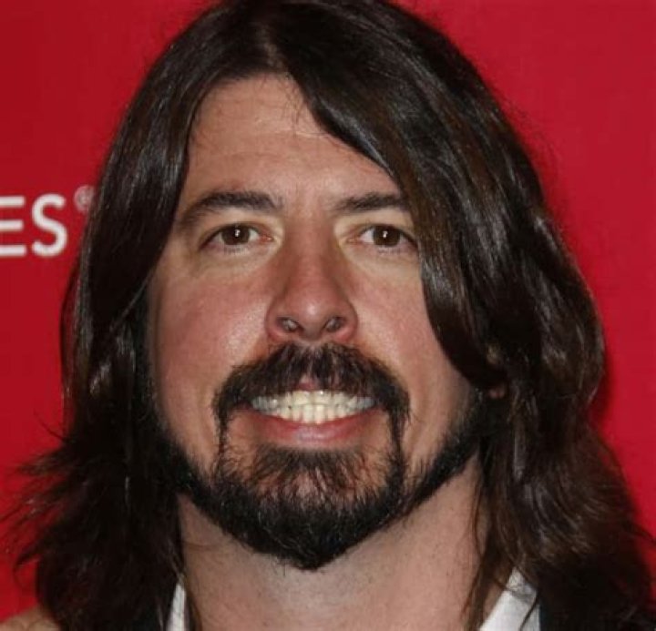 Dave Grohl Height, Age, Bio, Weight, Net Worth, Facts and Family