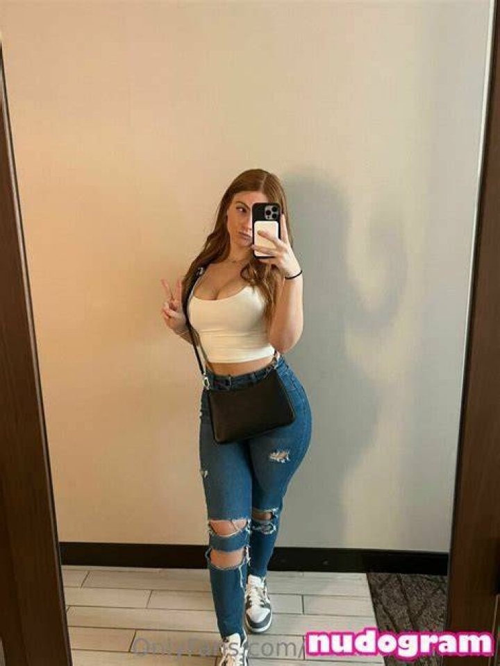Discover Exclusive OnlyFans Leaks Of Cristina Carmella