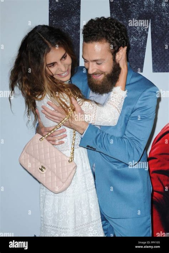 Discover The Love Life Of Ross Marquand: Wife, Relationships, And More