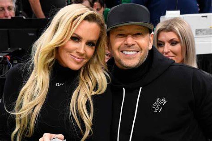 Donnie Wahlberg & wife Jenny McCarthy married for 2 years but future