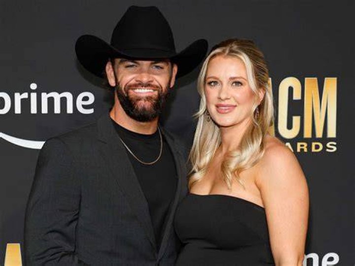 Dylan Scott Gets Married in Louisiana Country Couples Pinterest