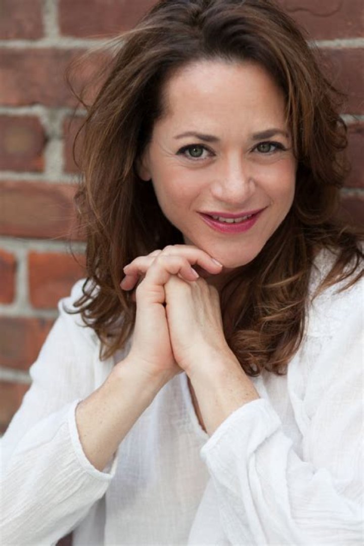 Elissa Middleton Actor CineMagia.ro