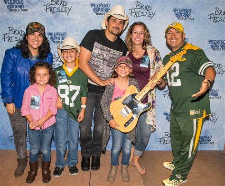 Exploring The Heartwarming Dynamics Of Brad Paisley’s Family In 2024