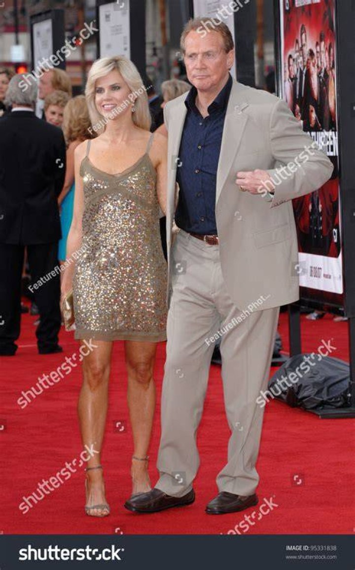 Find Out: Who Is Lee Majors' Wife?