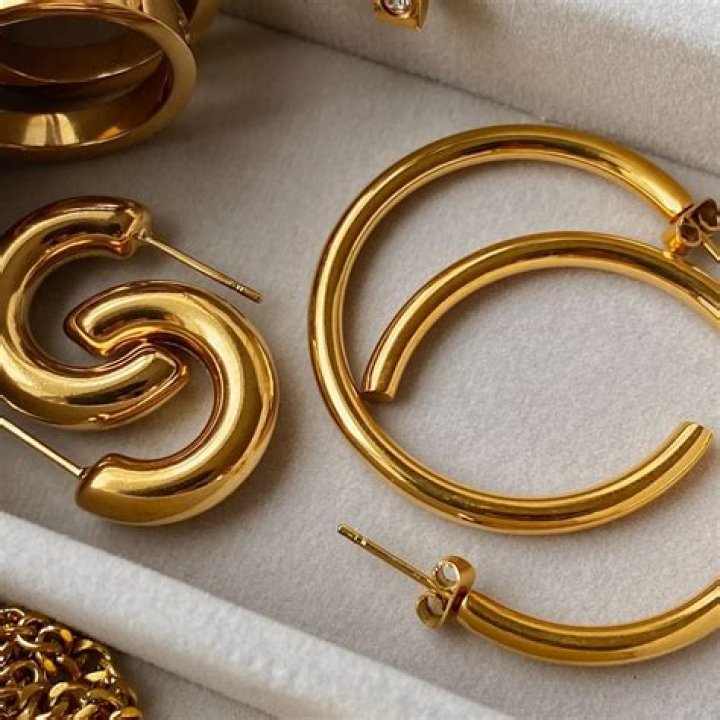 Find Your Perfect Elizabeth | Explore Our Extensive Collection