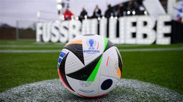 Fußball Der "Bomber" des Tages Robert Lewandowski (Bayern München) WELT