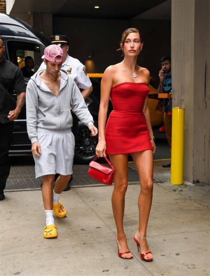 Hailey Bieber's Height And Weight: The Ultimate Guide