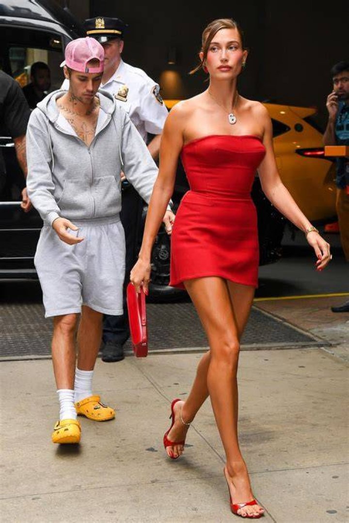 Hailey Bieber's Height: The Model's Stature Revealed