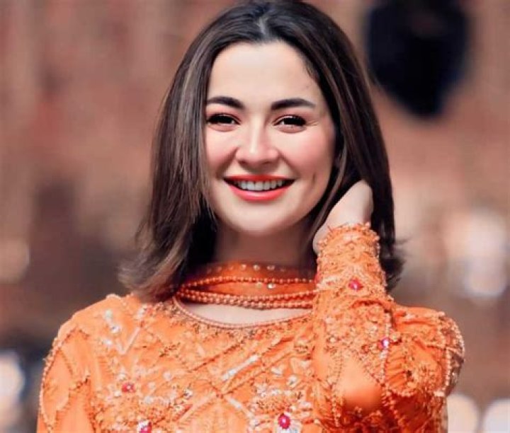 Hania Amir Age Height Weight Family Husband » Biography 2024