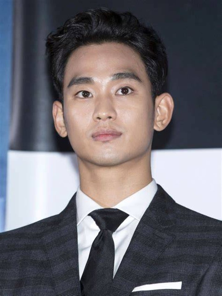 Has Producer actor Kim Soo Hyun ever been caught in a real life scandal