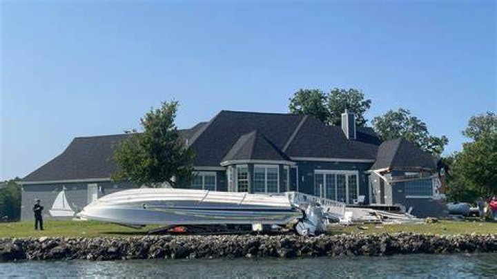Horrific Boat Crash On Lake Michigan Leaves Many Injured And Missing