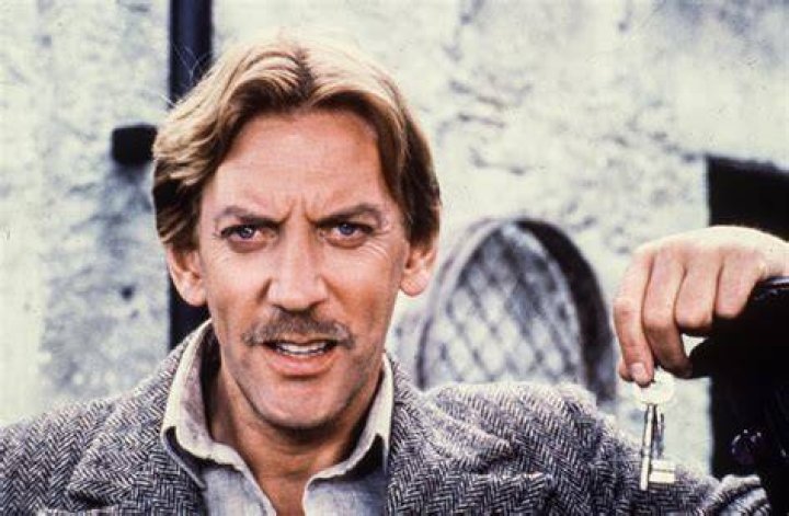 How High Does Donald Sutherland Tower?