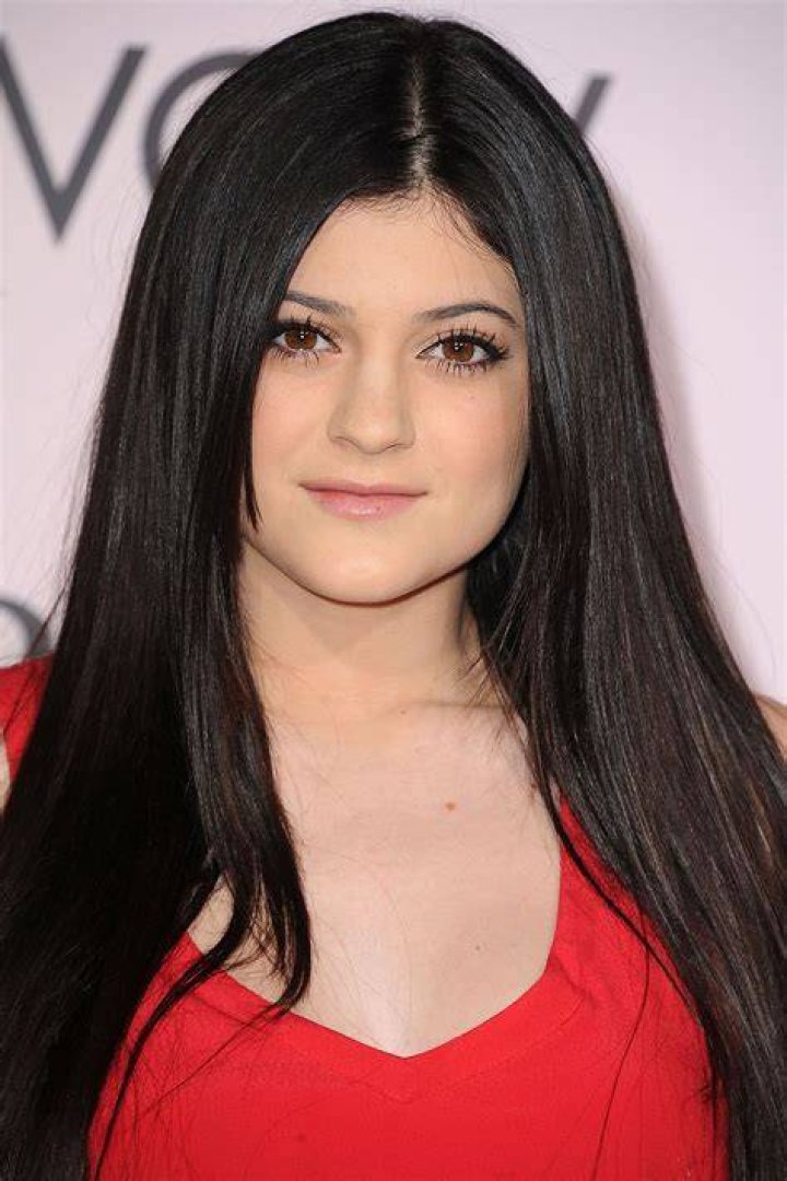 How old was Kylie when she dated Tyga? Celebrity.fm 1 Official