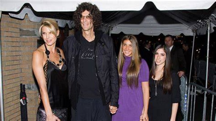 Howard Stern&rsquo;s Daughters Meet His 3 Kids Ashley, Emily, & Deborah