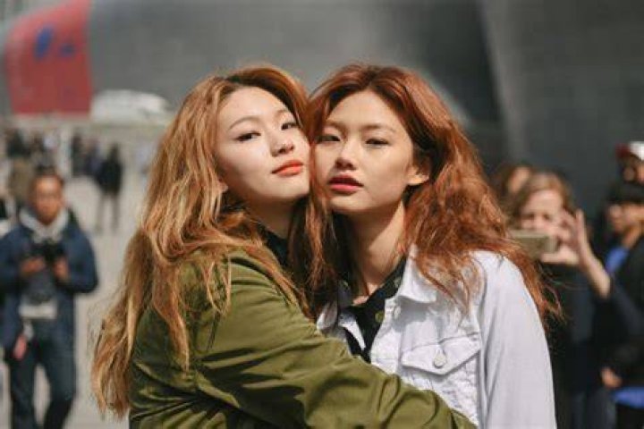 Hoyeon Jung siblings Who are Hoyein Jung related to