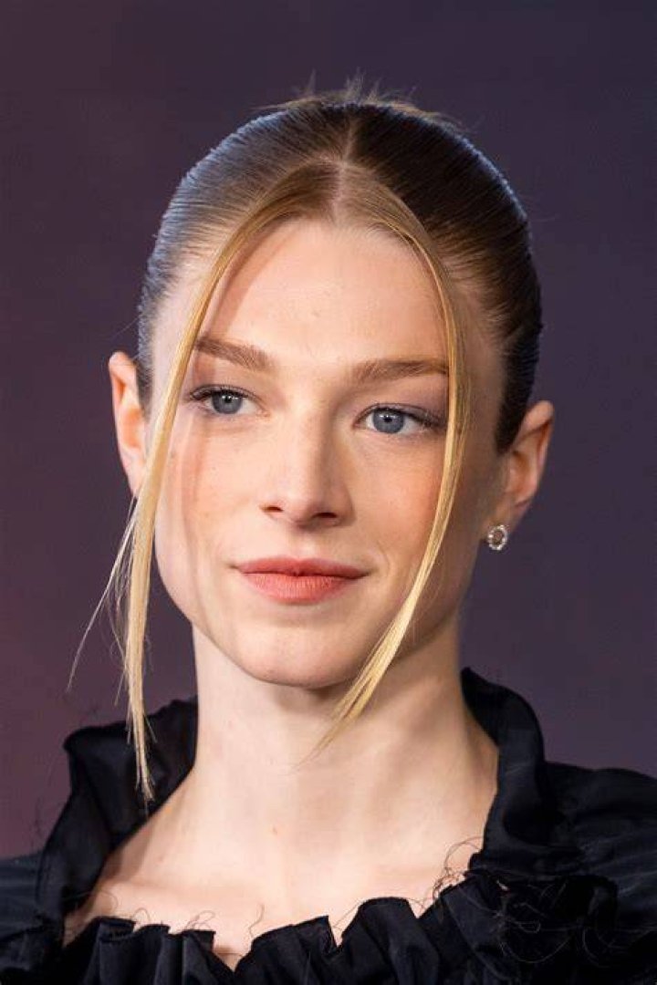 Hunter Schafer's Towering Height: An In-Depth Exploration