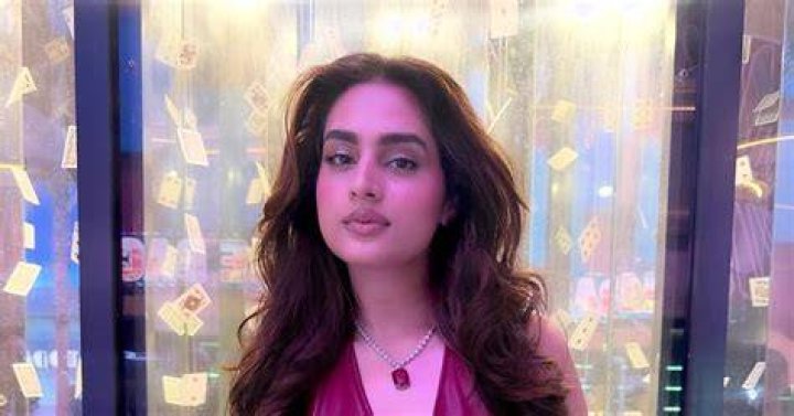Is Ayesha Khan A Muslim? Get The Truth