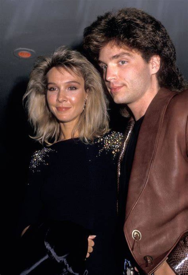 Is Cynthia Rhodes Still Married? Unveiling The Truth