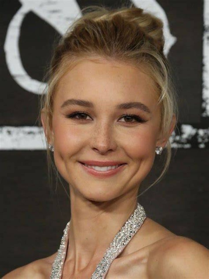 Isabel May Biography, Height, Weight, Age, Movies, Husband, Family