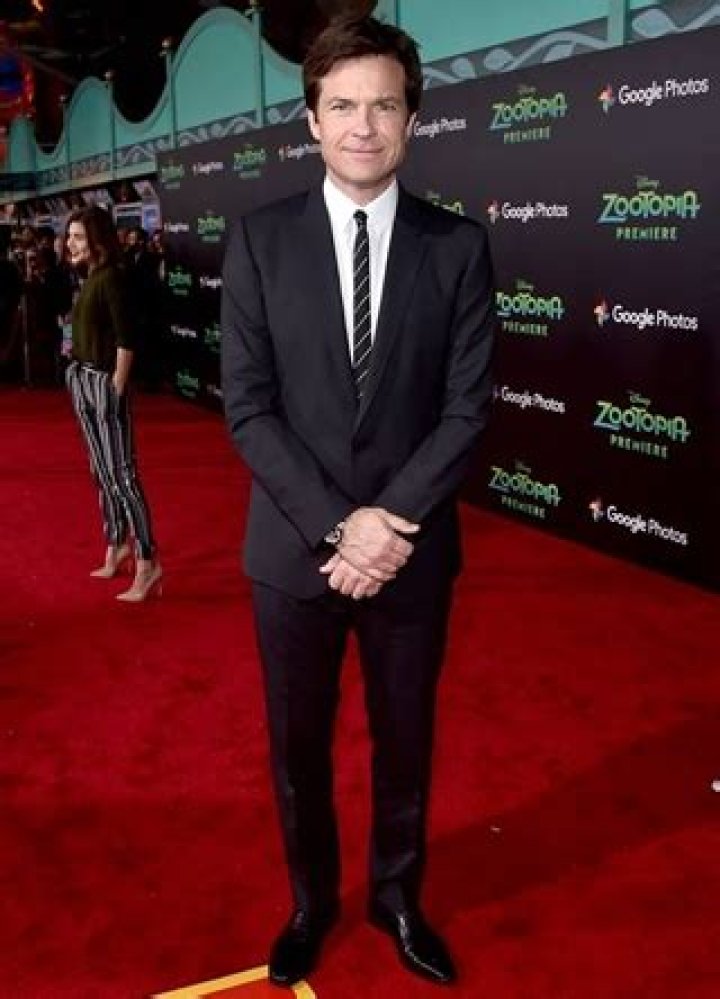 Jason Bateman's Weight And Height: Unveiled!
