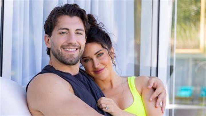 Jason Tartick Needs a ‘Fresh Start’ to 2024 Amid Kaitlyn Bristowe and