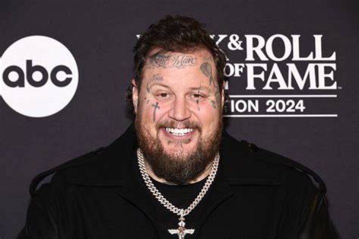 Jelly Roll's Wife Celebrates Their Anniversary With Spicy Video