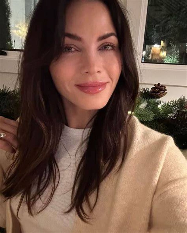 Jenna Dewan 01/09/2023 • CelebMafia