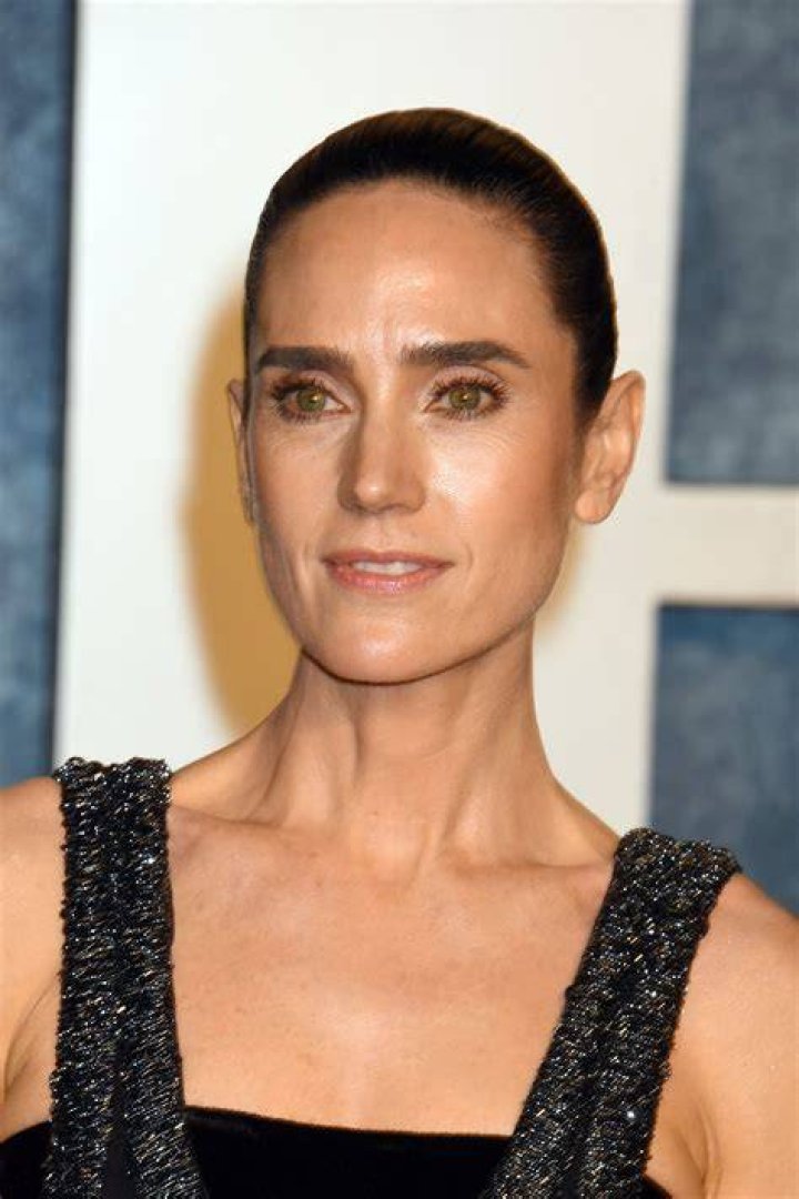 Jennifer Connelly's Diet And Exercise Secrets For Staying Fit And Fabulous