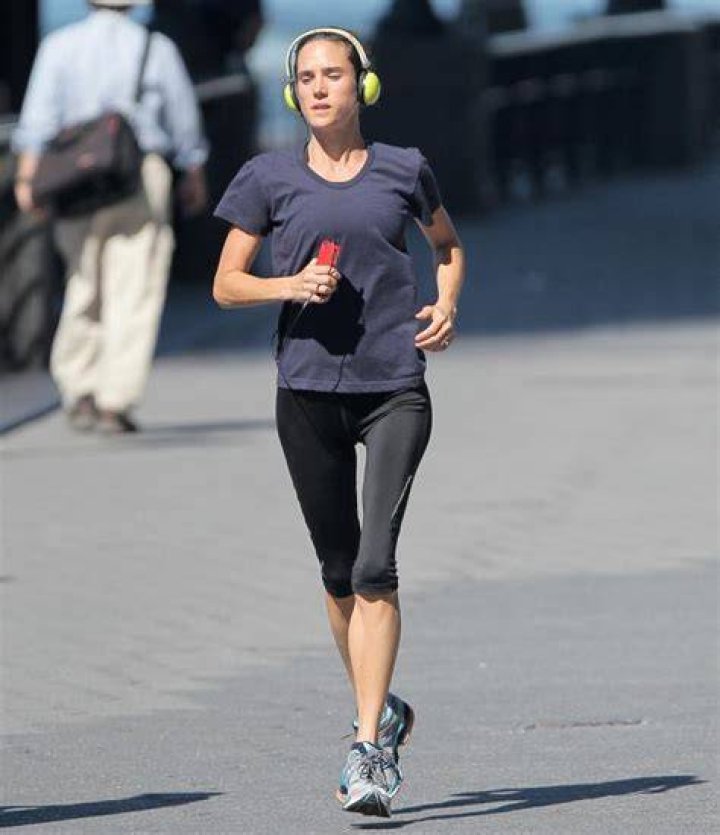 Jennifer Connelly's Diet And Workout: Unlock The Secrets Of Her Timeless Beauty